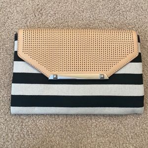 Stella and Dot clutch